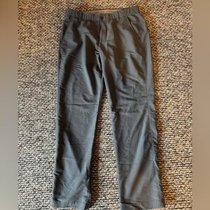 Men’s Under Armour dry fit golf pants size 34x32